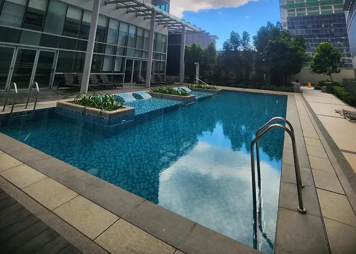 Apartamento Free Parking 8 Uptown Parksuites Near 2 Major Malls And Restaurants Bgc With Balcony *