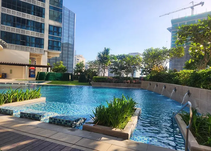 Apartamento Free Parking 8 Uptown Parksuites Near 2 Major Malls And Restaurants Bgc With Balcony