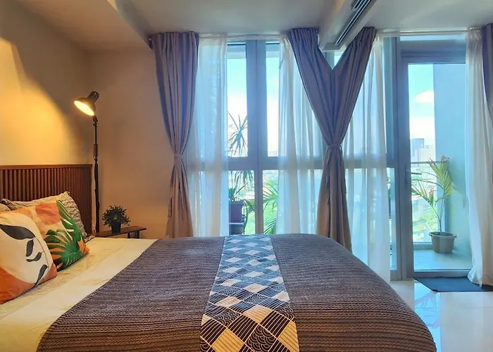 Apartamento Free Parking 8 Uptown Parksuites Near 2 Major Malls And Restaurants Bgc With Balcony