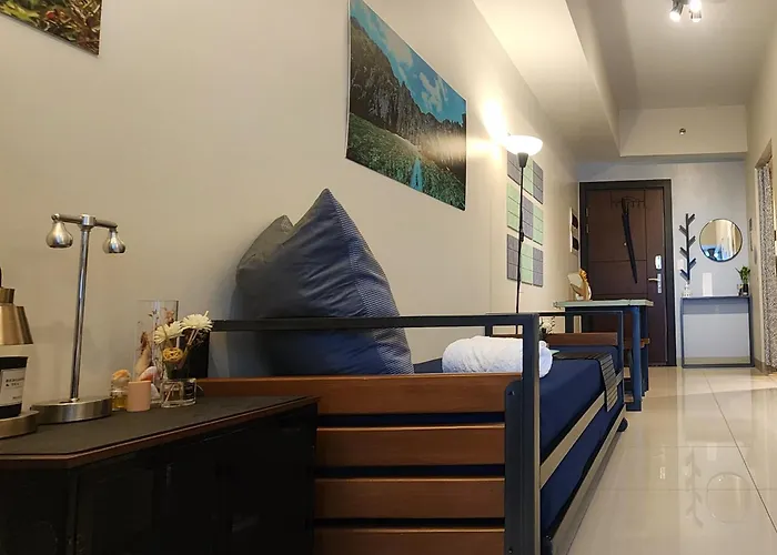 Free Parking 8 Uptown Parksuites Near 2 Major Malls And Restaurants Bgc With Balcony Apartamento *